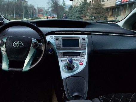 Toyota Prius, 2012 — фото 9