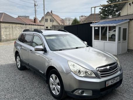 Subaru Outback, 2010 — photo 1