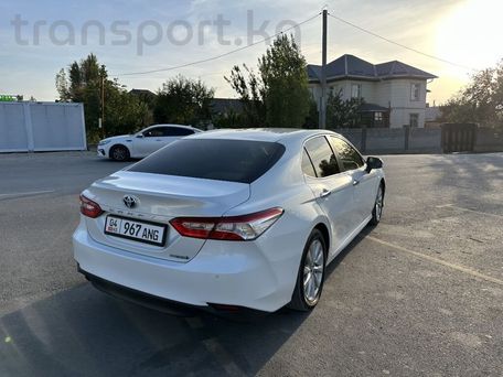Toyota Camry, 2019 — 照片 2