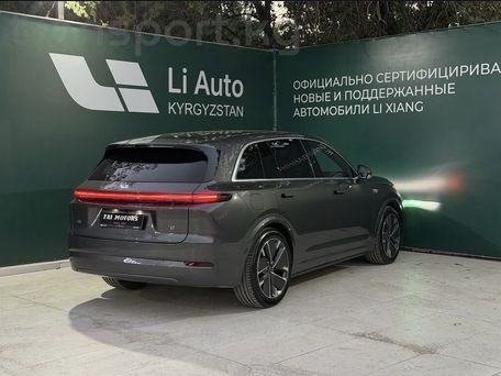 Li Auto (Lixiang) L7, 2025 — 照片 1