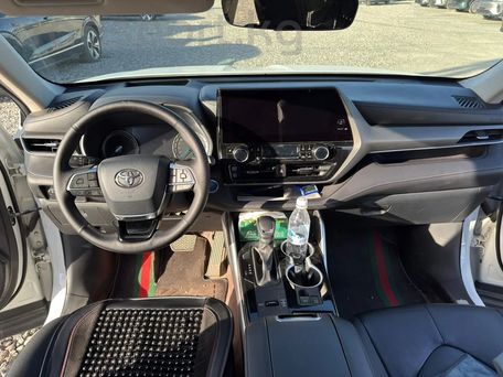 Toyota Highlander, 2023 — photo 11