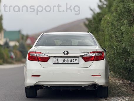 Toyota Camry, 2012 — 照片 3