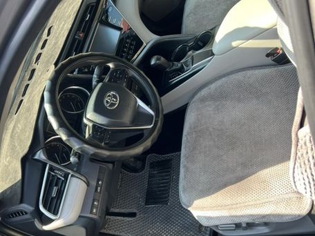 Toyota Camry, 2018 — сүрөт 10