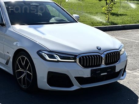 BMW 5 серии, 2021 — 照片 6