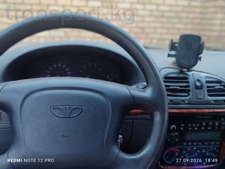 Daewoo Nubira, 1998