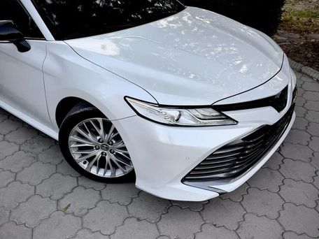 Toyota Camry, 2018 — photo 1