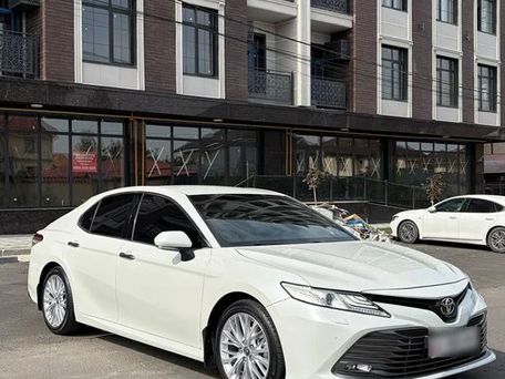 Toyota Camry, 2018 — photo 6