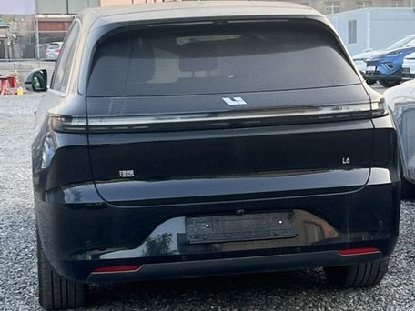 Li Auto (Lixiang) L6, 2024 — photo 4