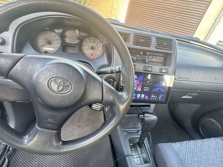 Toyota RAV4, 2000 — сүрөт 3