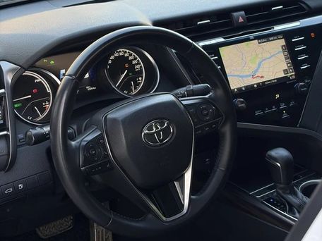 Toyota Camry, 2017 — фото 5