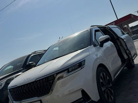 Kia Carnival, 2021 — photo 1