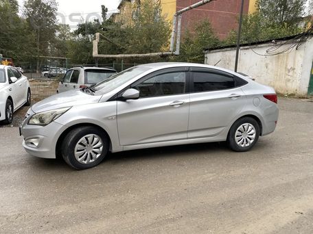 Hyundai Solaris, 2015 — фото 2