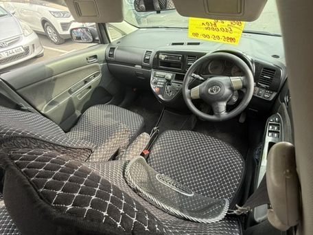 Toyota Wish, 2003 — сүрөт 4