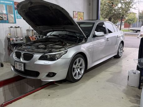 BMW 5 серии, 2008 — 照片 9