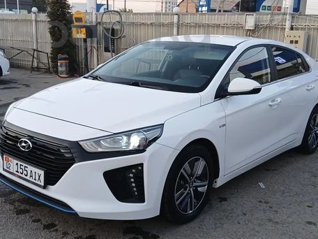 Hyundai Avante, 2018 — photo 8