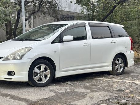 Toyota Wish, 2003 — фото 3