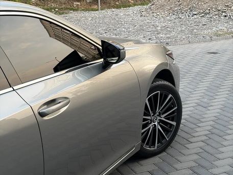 Lexus ES, 2022 — 照片 4