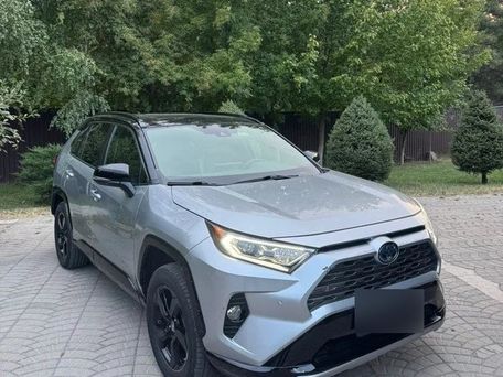 Toyota RAV4, 2018 — фото 1