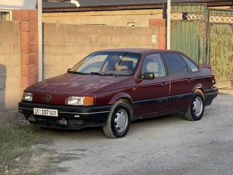 Volkswagen Passat, 1992