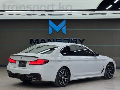 BMW 5 Series, 2020 — photo 4