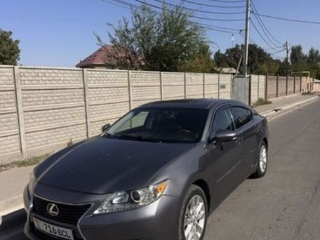 Lexus ES, 2015 — 照片 1