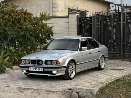 BMW 5 Series, 1991 — 照片 2
