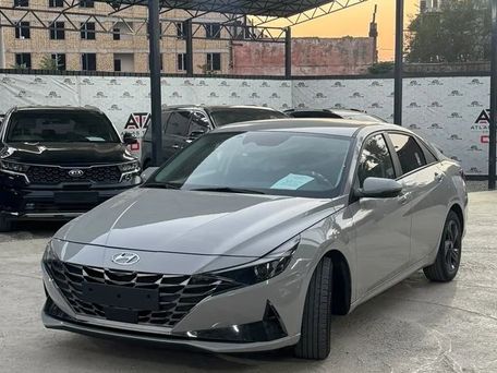 Hyundai Avante, 2022 — 照片 2