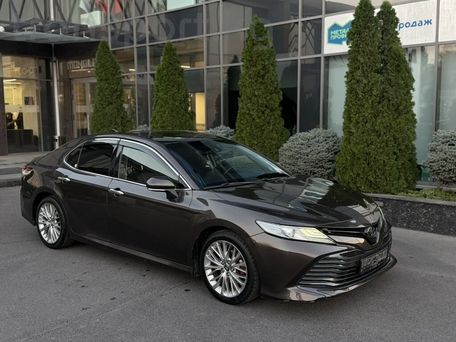 Toyota Camry, 2019 — сүрөт 3