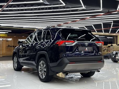 Toyota RAV4, 2020 — photo 7