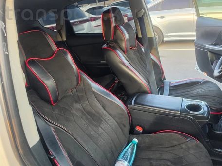 Toyota Prius, 2018 — photo 5
