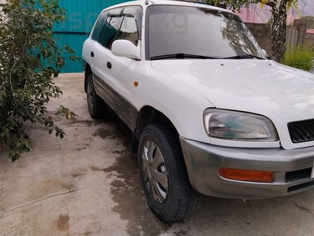 Toyota RAV4, 1996 — фото 4