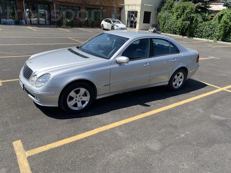 Mercedes-Benz E-Класс, 2003 — 照片 3