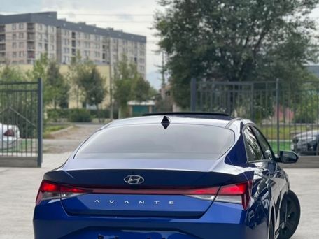 Hyundai Avante, 2022 — 照片 4