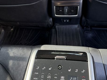 Toyota Camry, 2020 — photo 9