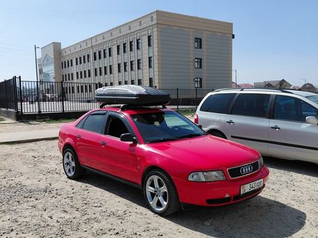 Audi A4, 1995 — photo 1