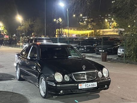 Mercedes-Benz E-Класс, 2001 — сүрөт 1