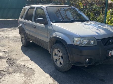 Ford Maverick, 2005 — photo 9
