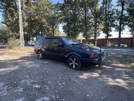 Volkswagen Passat, 1991