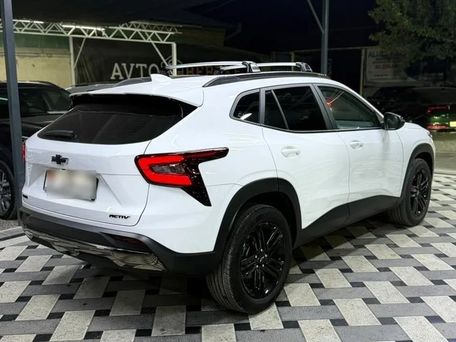 Chevrolet Trax, 2023 — сүрөт 2