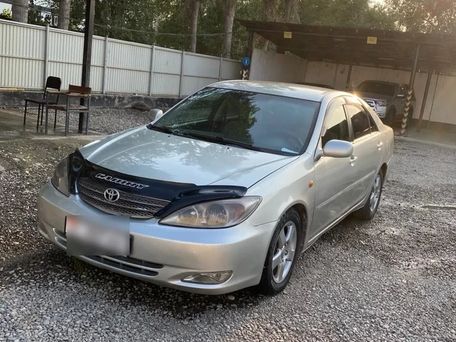 Toyota Camry, 2002 — 照片 2