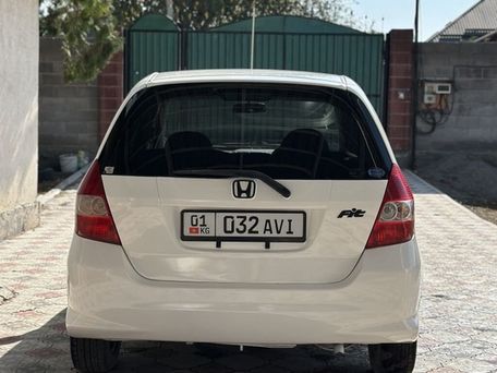 Honda Fit, 2003 — photo 2