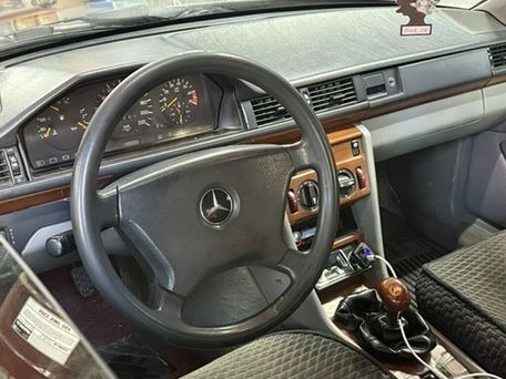 Mercedes-Benz W124, 1992 — сүрөт 5