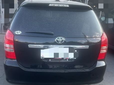 Toyota Wish, 2004 — 照片 2