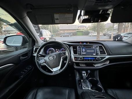 Toyota Highlander, 2018 — photo 8