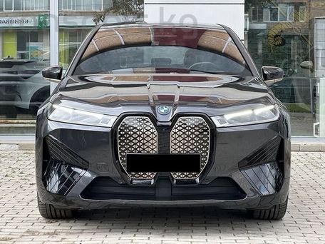 BMW iX, 2023 — 照片 2