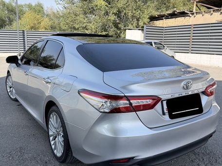 Toyota Camry, 2018 — фото 4