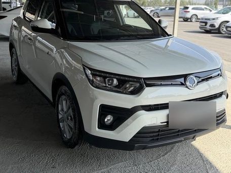 SsangYong Tivoli, 2015 — фото 2
