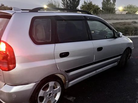 Mitsubishi Space Star, 2003