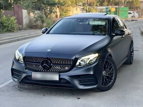 Mercedes-Benz E-Класс, 2018 — фото 12