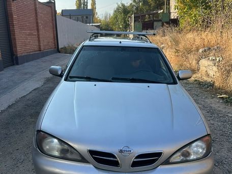 Nissan Primera, 2001 — 照片 1